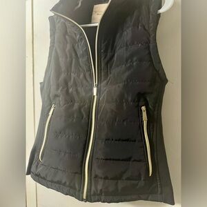 Roosevelt Black Label Quilted Sleevelet Vest with Gold Zippers - Size Large